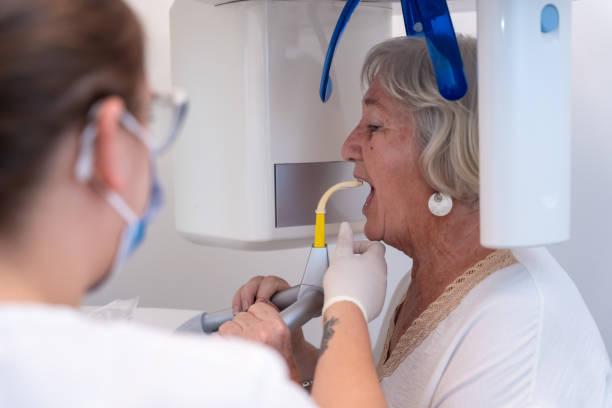 Best Mobile Emergency Dentist in Woodville, CA